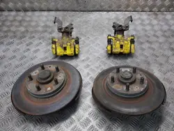 OEM 479465 Remschijven Achter + Remklauwen + Naven Mazda 6