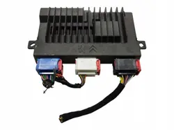 OEM 9825899680 Audio-Verstärker für Peugeot 3008 II Lift