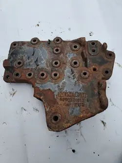 OEM 5600201617 Höger Fjäderfäste Renault Midlum