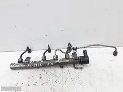 2006 Jeep Cherokee Fuel Rail 3000D A6420700495