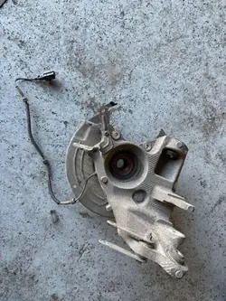 Moyeu roue arrière OEM HK835A970AE - Land Rover Velar