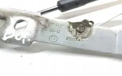 Charnière de coffre droit BMW OEM 7166752 Blanc
