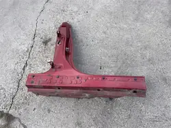 Keskimmäinen kynnys oikea Ford Focus MK4