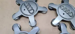 Enjoliveur Audi OEM 4F0601165N - État d'occasion