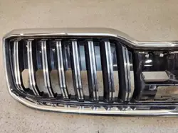 Grille de pare-chocs OEM 3V0853653G pour Skoda Superb III