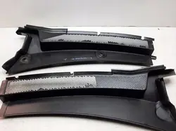 OEM 7106385 Garniture Pare-brise Supérieure pour Peugeot 3008 II