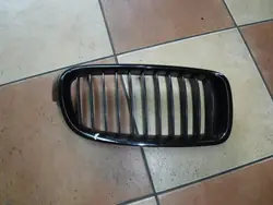 Right Kidney Grill BMW 3 F30 F31 OEM 51137263480