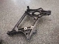 Mercedes-Benz achterste reductiebevestiging OEM A6512011109