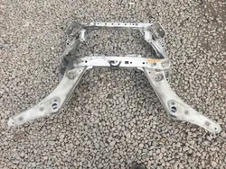 BMW E90/E92/E93 M3 Vorderachsträger OEM 2283440