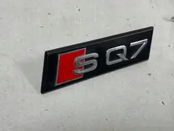 AUDI Q7 4M Emblème SQ7 Calandre 4M0853748B2ZZ