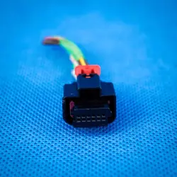 Conector de clavija BMW OEM 61138715568 8715568
