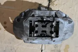 Étrier de frein avant gauche 360mm Mercedes W205 W213 W238 W257 W293 A0004210000