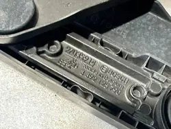 Braço do limpa-vidros dianteiro OEM 97035914 Porsche Cayenne II