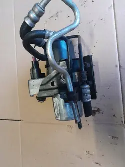 Bomba de direção assistida JEEP GRAND CHEROKEE WK2 5154662AA