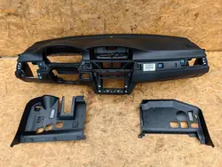 BMW 3 E90-E93 instrumentpanel OEM - Komplett svart NAVI