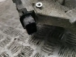 Boîte de transfert Land Rover OEM K8D27L486 - Occasion
