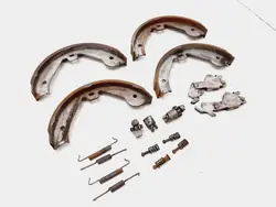 Mercedes-Benz Handbromsskor OEM MAM52244