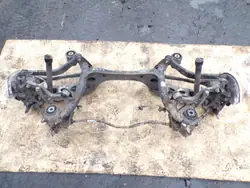 Audi A4 B9 taka-akselin poikittainen OEM - Kokonaisuus