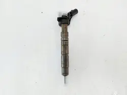 Inyector de combustible Mercedes-Benz OE A6510702987