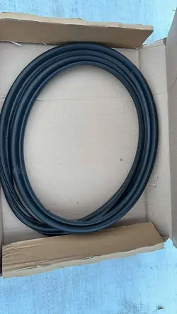 Joint en caoutchouc de coffre arrière Tesla Model 3 2024 OEM 172856400C