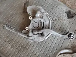 BMW M2 F87 etujarrulevyn suojus OEM 2284743