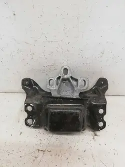Support de boîte Volkswagen PASSAT B8 5Q0199555AD