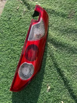 RENAULT KANGOO 08- Lampe arrière droite 8200419945 8200419952
