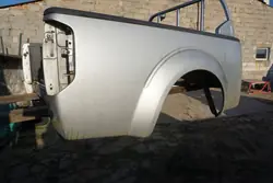Nissan D40 PAKA Truck Bed Cover 2011 - Used