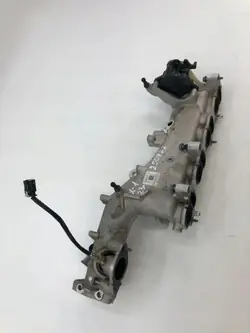 Ansaugkrümmer OEM 10845211 Peugeot J5 2.0L Diesel