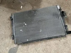 Radiador Volkswagen OE 5Q0121251EQ