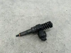 OEM 038130073BQ ruiskutuspumppu VW Passat B6 2.0 TDI:lle