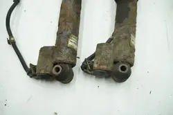 Takaiskunvaimennimet Set OEM 30680225 Volvo