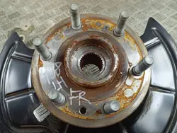 Moyeu de roue avant OEM FOB57538 pour Jeep Grand Wagoneer