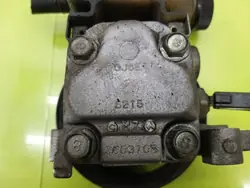 Ohjaustehostimen pumppu Mazda 6 I 2.0 16V 2002-2008 OEM 151521