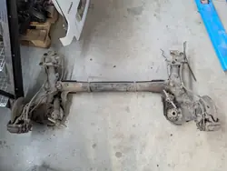 Opel Combo E bakaxelbalk OEM - Begagnad OE-del