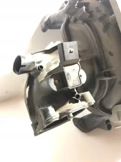 Colector admissão Audi A6 S6 C6 OEM 06E133201L