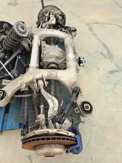 Suspensión trasera OEM 04656697AF para BMW G30 G31