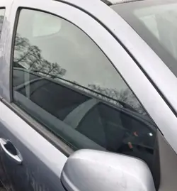 Vitre Portière Avant Droit Passager Opel Astra H 5D HB