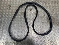 Junta de porta-malas Subaru XV OEM FBZ18083 - Usado