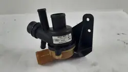 Land Rover HPLA-8575-AB vattenpump - Begagnad OE-del