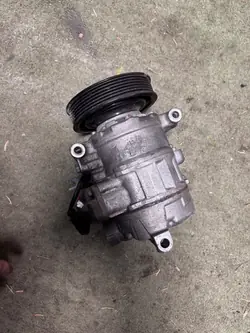Compresseur de Climatisation Audi A5 2.7/3.0I 4H0260805