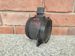 Luftmassenmesser BMW E60 E61 E63 E64 E70 E71 E83 E90 OEM 7805415