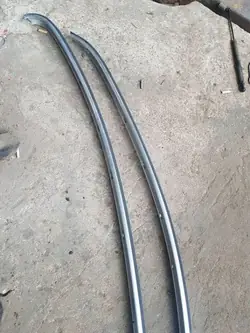 OEM 3C8854701 Vänster Takräcke för VW Passat B5 2.0L Diesel