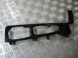 Volvo XC60 II tunnelin kansikehys OEM 31469366