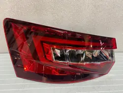 Feu arrière gauche Skoda OE 3V9945207