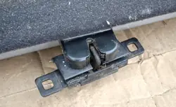 Audi A2 Takaluukun Lukko OEM A2ZAMKLT + Salpa