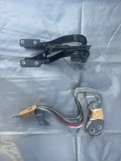 Charnières de Capot Fiat 500 Lift OEM ZAWIASY MASKI 500 LIFT