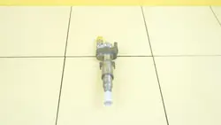 Injecteur BMW N43B20A OEM 7589048-01 Occasion