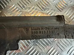 OEM 95B823732A Höger gångjärn skumskydd Porsche Macan