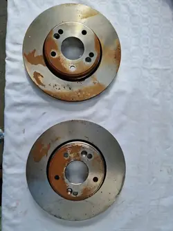 Disco de Freio Dianteiro BREMBO Renault Laguna II 01-07 OEM 09.8936.10